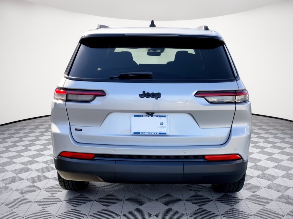 Used 2021 Jeep Grand Cherokee L Laredo RWD image 11