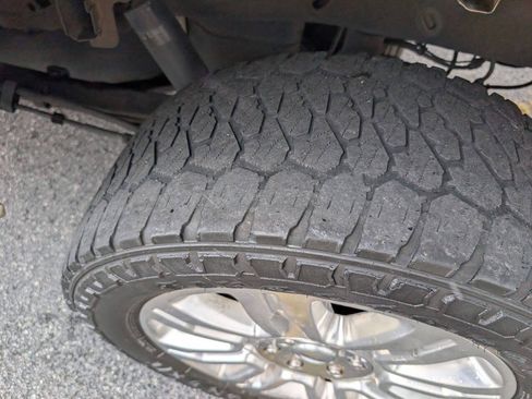 Used 2011 Ford F150 Platinum AWD/4WD image 10