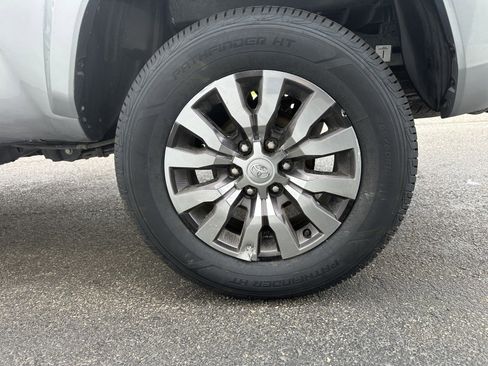 Used 2023 Toyota Tacoma Limited AWD/4WD image 27