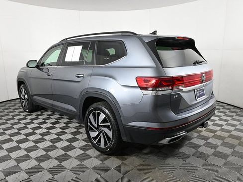 Certified 2025 Volkswagen Atlas SE image 19