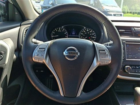 Used 2017 Nissan Altima 2.5 SV w/ Convenience Package image 27