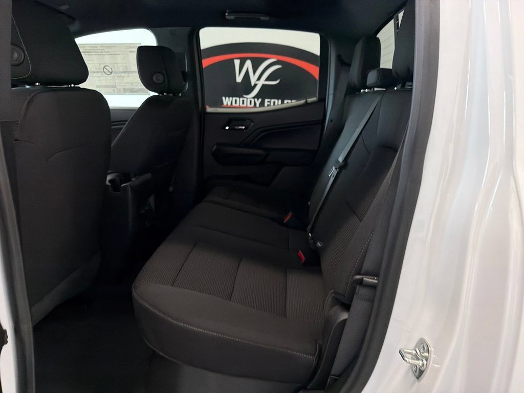 New 2026 GMC Canyon Elevation AWD/4WD image 14