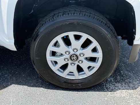 Used 2025 Toyota Tacoma SR5 RWD image 9