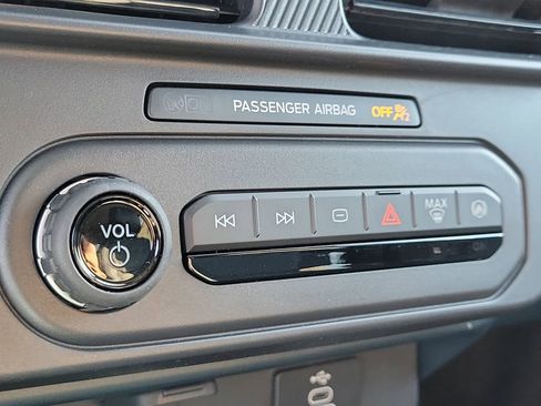New 2026 Ford Maverick Lobo AWD/4WD image 25