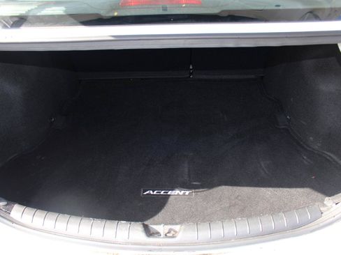 Used 2019 Hyundai Accent SE FWD image 38