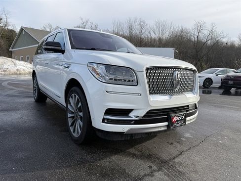 Used 2020 Lincoln Navigator Reserve w/ Luxury Package image 4