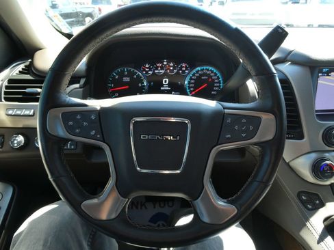 Used 2019 GMC Yukon Denali w/ Denali Ultimate Package AWD/4WD image 42