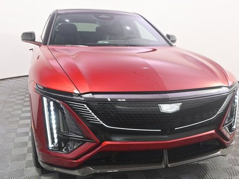 New 2026 Cadillac Lyriq V w/ Exterior Carbon Fiber Package image 9