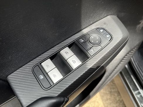 Used 2022 Mitsubishi Outlander SE FWD image 12