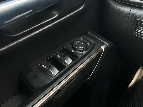 Used 2021 Chevrolet Silverado 1500 LT Trail Boss w/ LPO, Dark Essentials Package AWD/4WD image 22