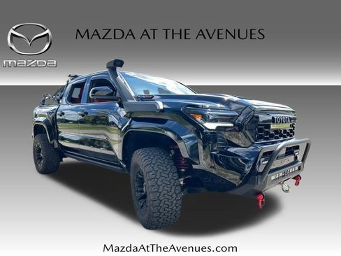 Used 2025 Toyota Tacoma TRD Pro AWD/4WD image 8