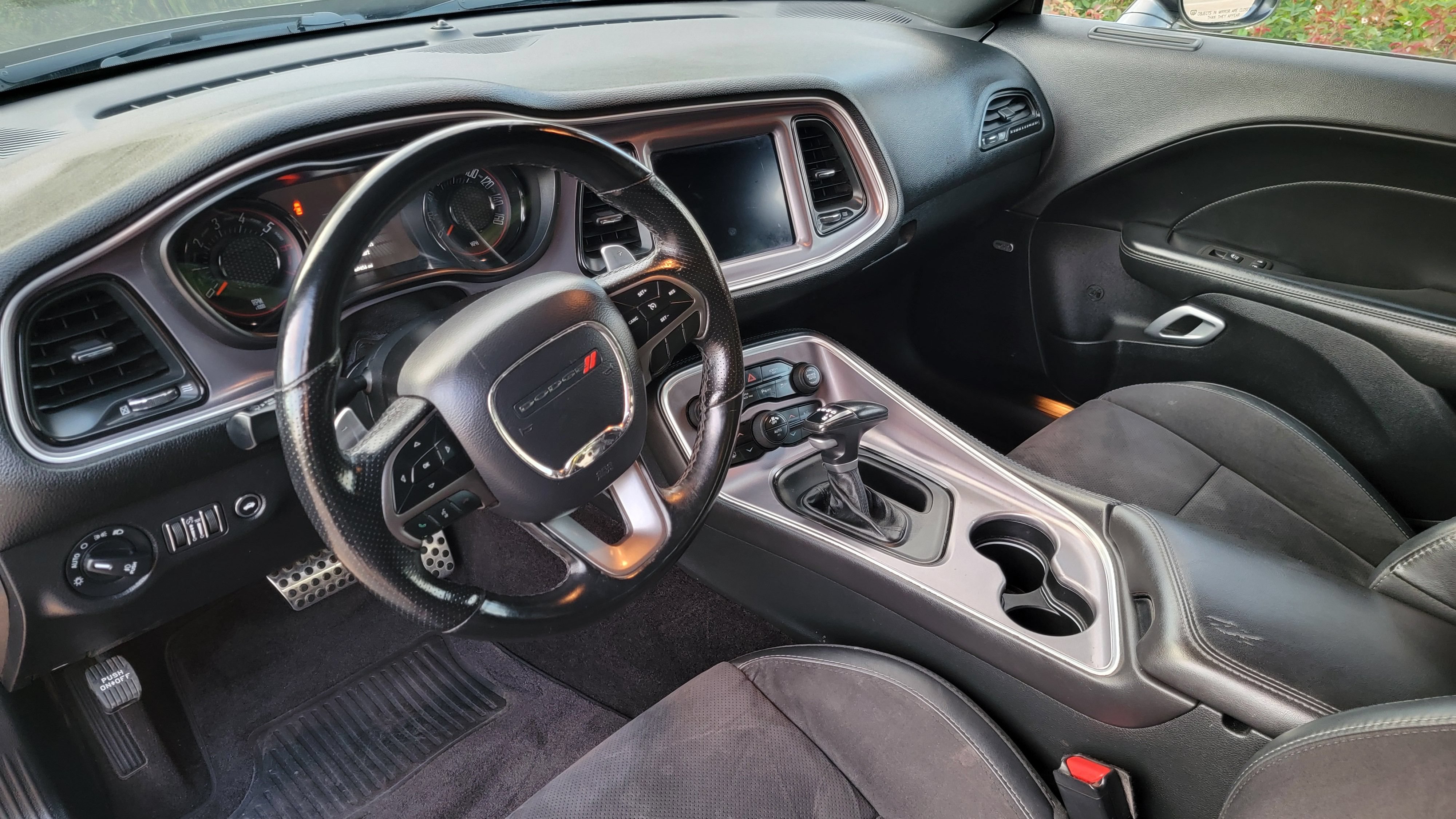 Used 2019 Dodge Challenger R/T w/ Plus Package RWD image 31