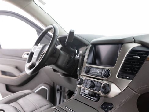Used 2020 GMC Yukon XL Denali w/ Open Road Package AWD/4WD image 34