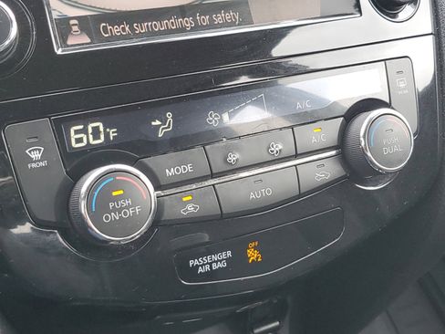 Used 2022 Nissan Rogue Sport SV w/ Technology Package AWD/4WD image 25