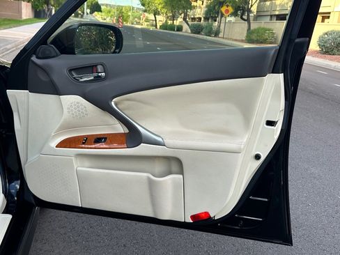 Used 2009 Lexus IS 250 image 39