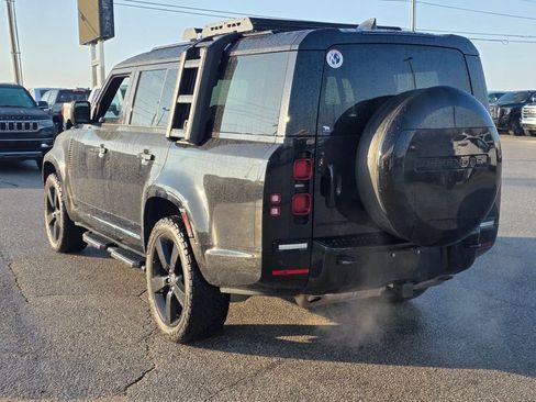 Used 2024 Land Rover Defender 130 X-Dynamic SE image 5