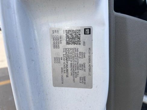 Used 2022 Chevrolet Express 3500 LS image 19