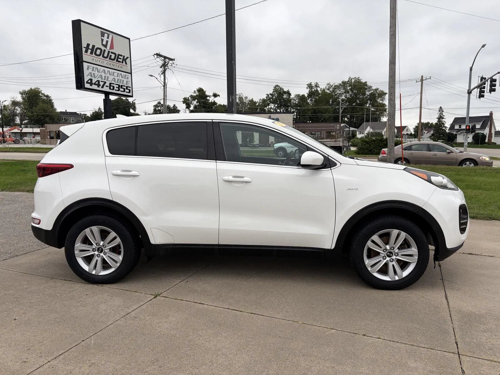 Used 2017 Kia Sportage LX AWD/4WD image 4