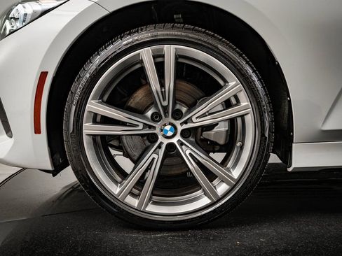 Used 2024 BMW 330i xDrive Sedan w/ Premium Package image 13