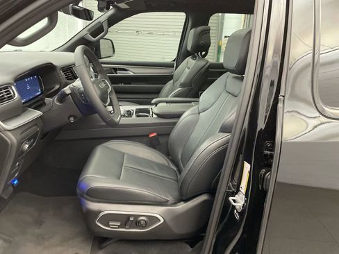 New 2025 Jeep Wagoneer Series II image 20