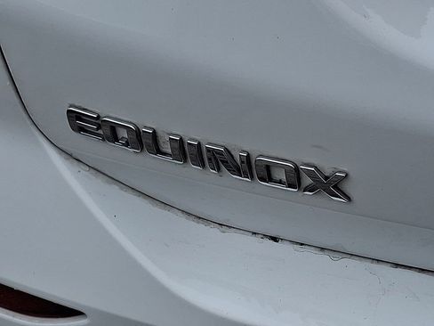 Used 2021 Chevrolet Equinox LT image 30