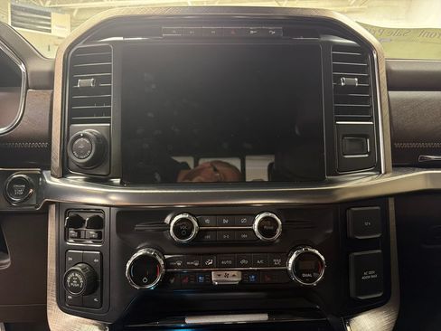 Used 2021 Ford F150 King Ranch w/ Equipment Group 601A High AWD/4WD image 21