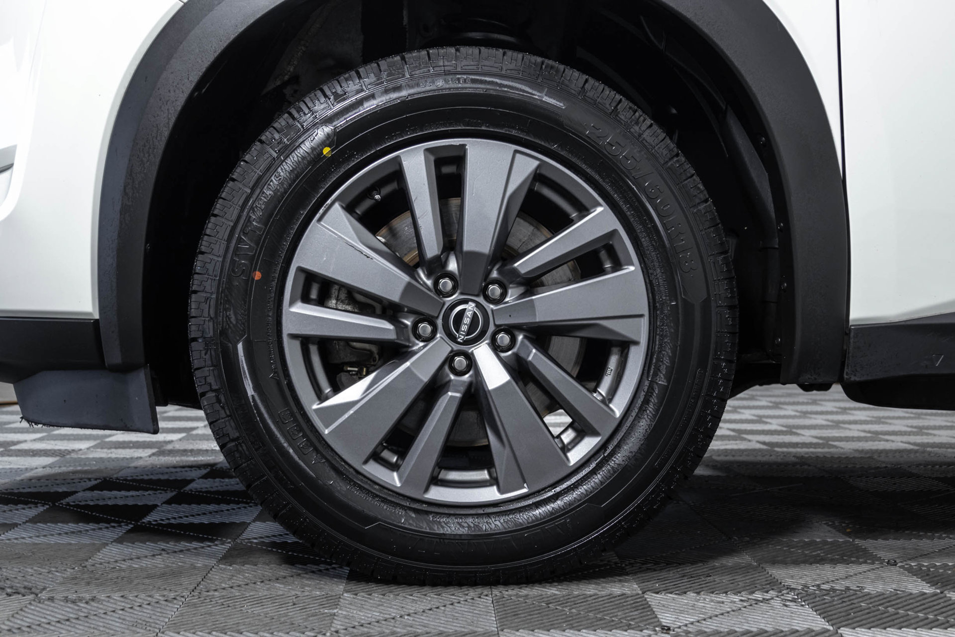 Used 2024 Nissan Pathfinder SV AWD/4WD image 46