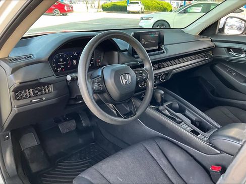 Used 2023 Honda Accord LX image 16