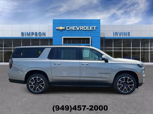 Used 2026 Chevrolet Suburban RST w/ Comfort Package AWD/4WD image 9