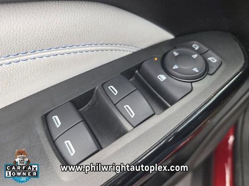 Used 2025 Chevrolet Trax LT w/ LT Convenience Package image 28