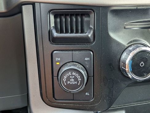 Used 2024 Ford F150 XLT w/ Mobile Office Package image 25