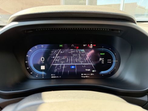 Used 2023 Volvo C40 P8 Recharge Plus image 17