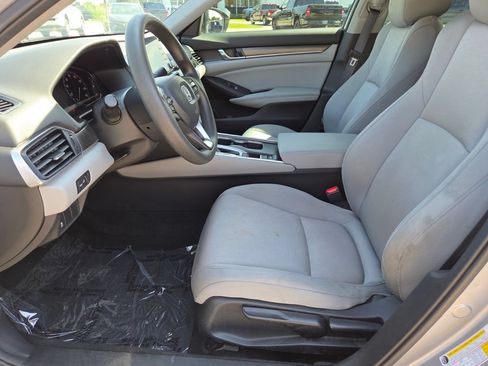 Used 2020 Honda Accord LX image 27