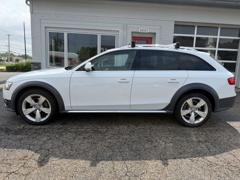 Used 2013 Audi A4 Premium Plus w/ Premium Plus Pkg AWD/4WD image 2