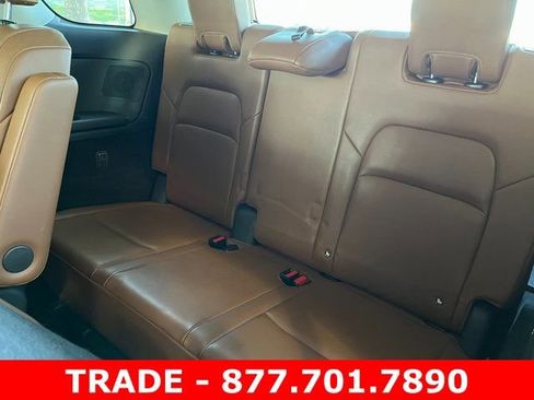 Used 2022 Nissan Pathfinder Platinum w/ Cargo Package image 13