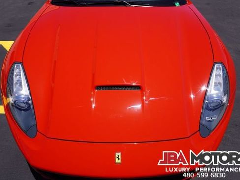 Used 2014 Ferrari California RWD image 45