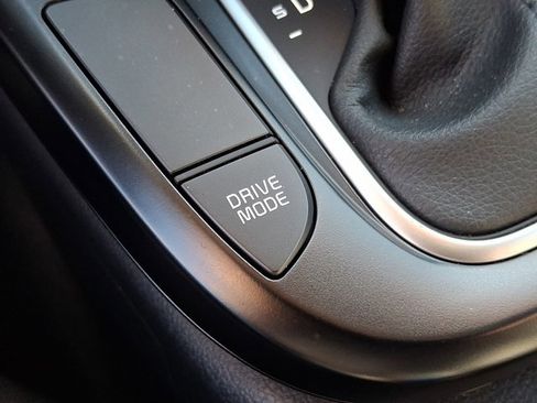 Used 2025 Kia Soul LX w/ LX Technology Package image 22