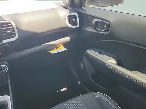 New 2026 Hyundai Venue SEL FWD image 13
