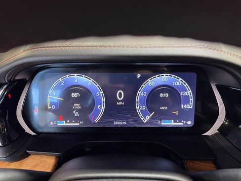 Used 2023 Jeep Grand Cherokee Summit AWD/4WD image 16