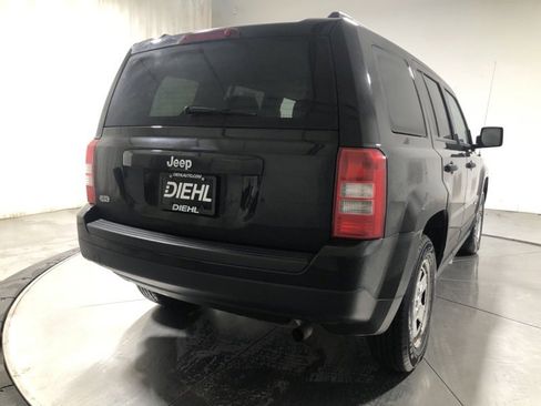 Used 2015 Jeep Patriot Sport w/ Power Value Group image 7