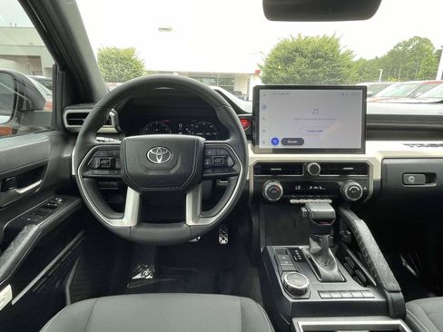 Used 2024 Toyota Tacoma TRD Sport RWD image 13