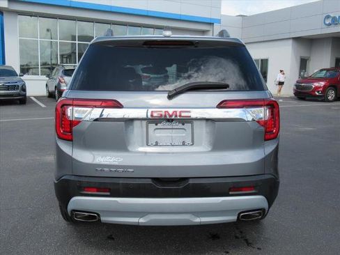 Used 2020 GMC Acadia SLE w/ Driver Convenience Package image 5