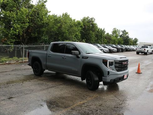 Used 2024 GMC Sierra 1500 Elevation w/ X31 Off-Road Package AWD/4WD image 7