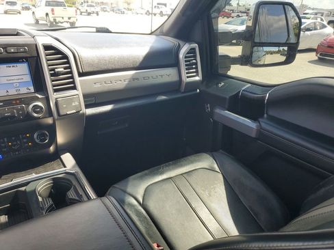 Used 2019 Ford F250 Platinum w/ Platinum Ultimate Package image 11