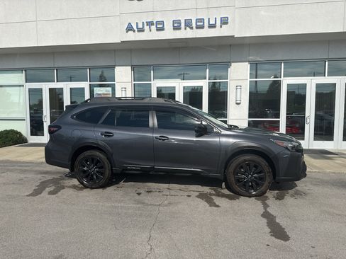 Used 2024 Subaru Outback Onyx Edition XT w/ Popular Package #2 AWD/4WD image 3