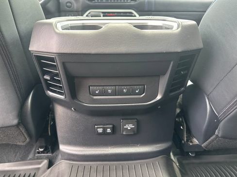 Used 2025 Toyota Tundra Platinum AWD/4WD image 25