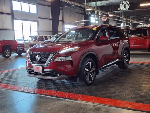 Used 2021 Nissan Rogue SL w/ Premium Package AWD/4WD image 3