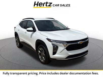 Used 2025 Chevrolet Trax LT
