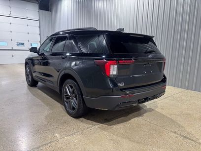 Used 2025 Ford Explorer ST-Line w/ ST-Line Street Pack
