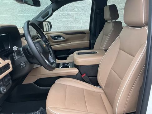 Used 2023 Chevrolet Tahoe Premier w/ Max Trailering Package AWD/4WD image 15